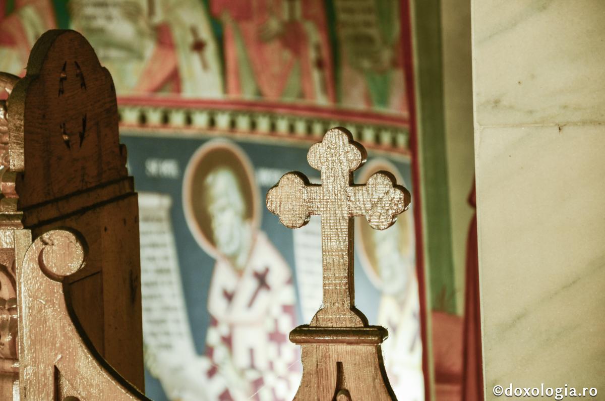 Dacă Crucea şi necazul sporesc mai mult, primeşte-le cu evlavie, ştiind că Domnul este în ele