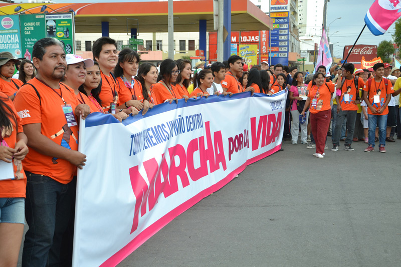 Peste 500.000 de persoane au strigat „DA” VIEȚII în Lima