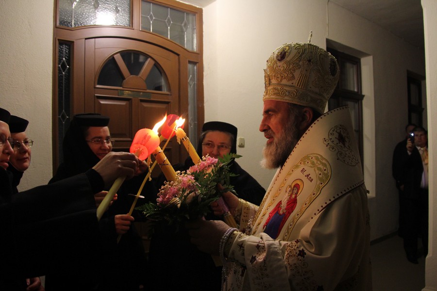 Bucuria Învierii la Roman