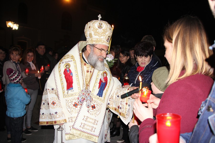 Bucuria Învierii la Roman