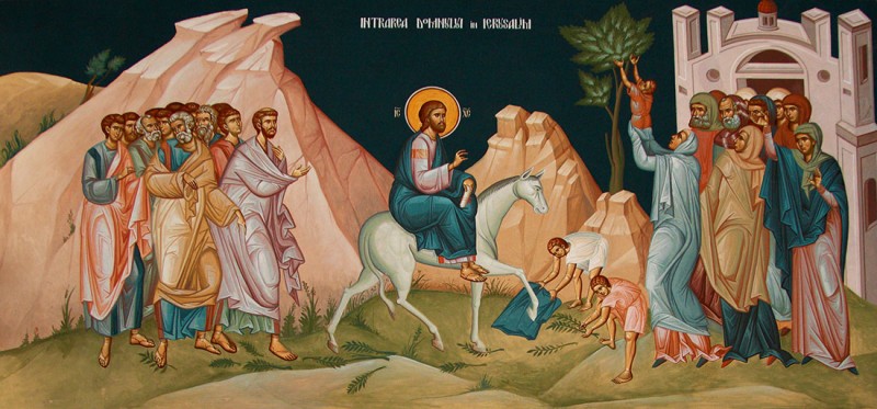 Mulţimea Îl slăveşte pe Hristos