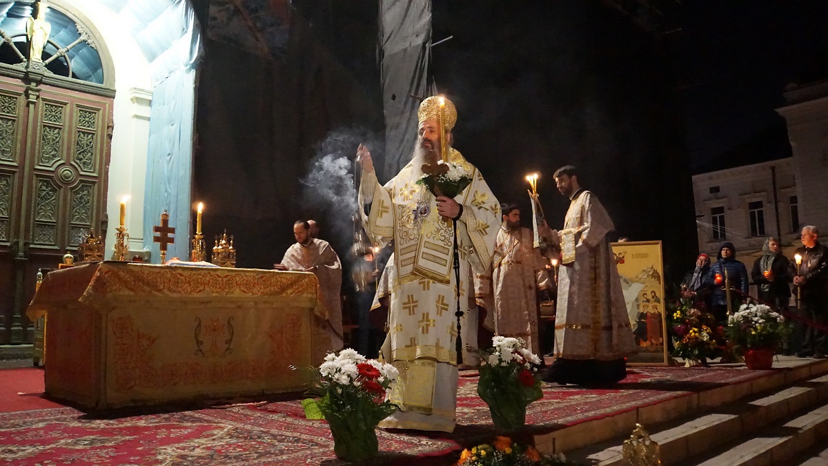 Bucurie, viață și Liturghie la Catedrala Mitropolitană din Iași