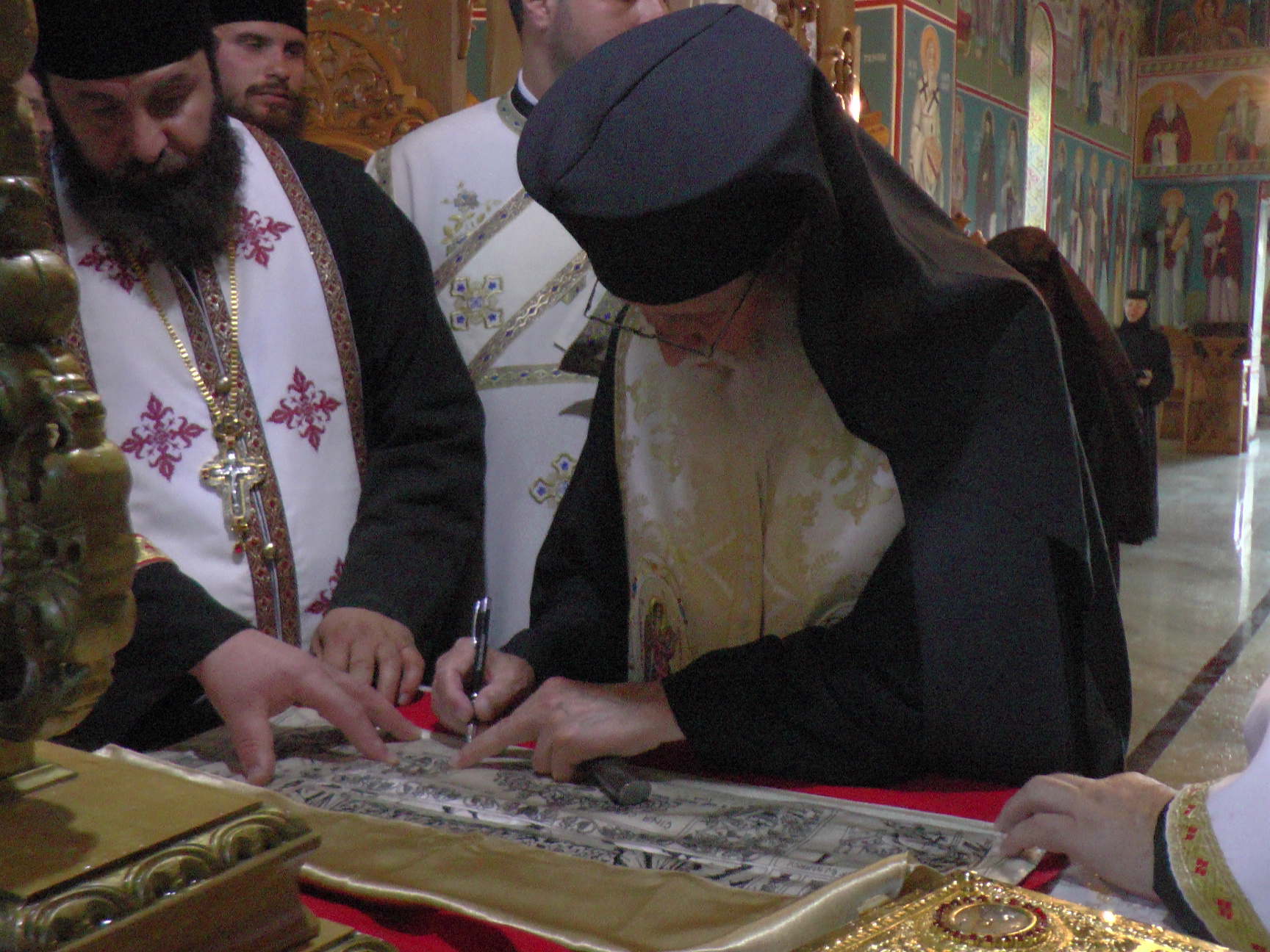 Slujiri arhierești la Rădăuți