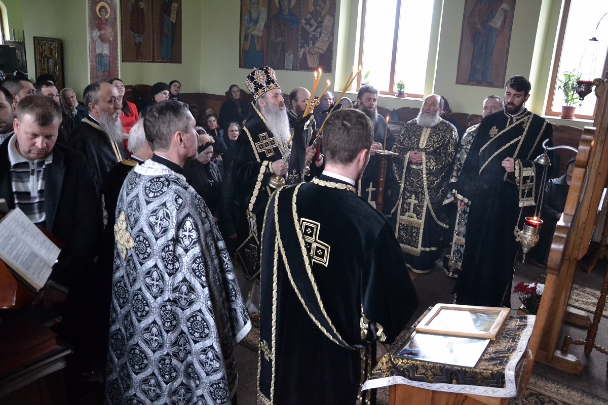 Liturghie arhierească în Parohia „Sfinţii Împăraţi Constantin şi Elena“ - Eternitatea