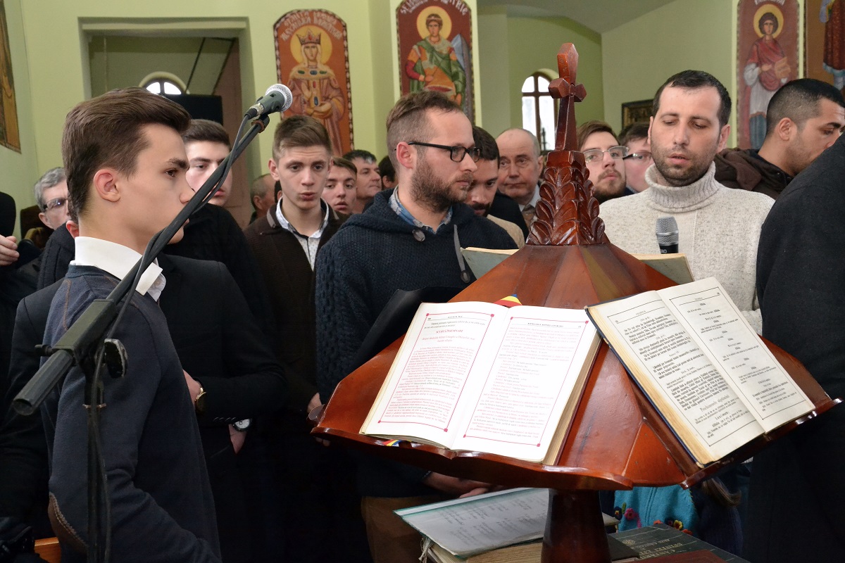 Liturghie arhierească în Parohia „Sfinţii Împăraţi Constantin şi Elena“ - Eternitatea