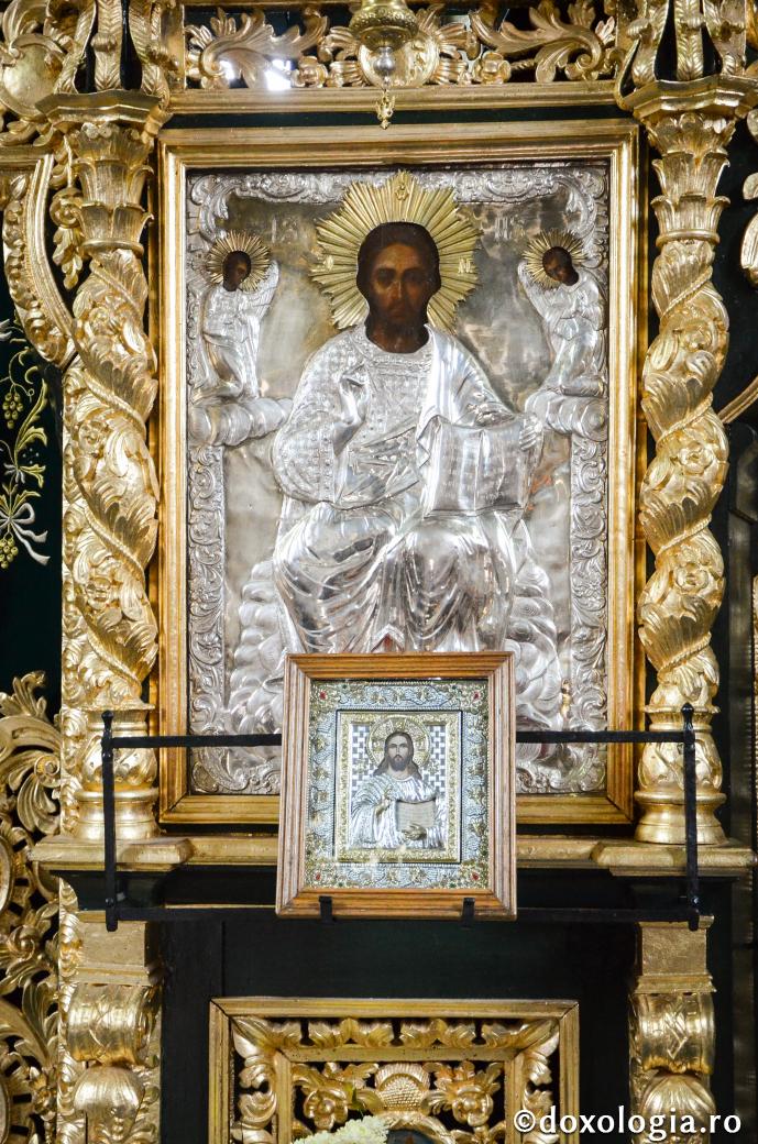 Ce înseamnă „Slavă Ţie, Dumnezeule?”