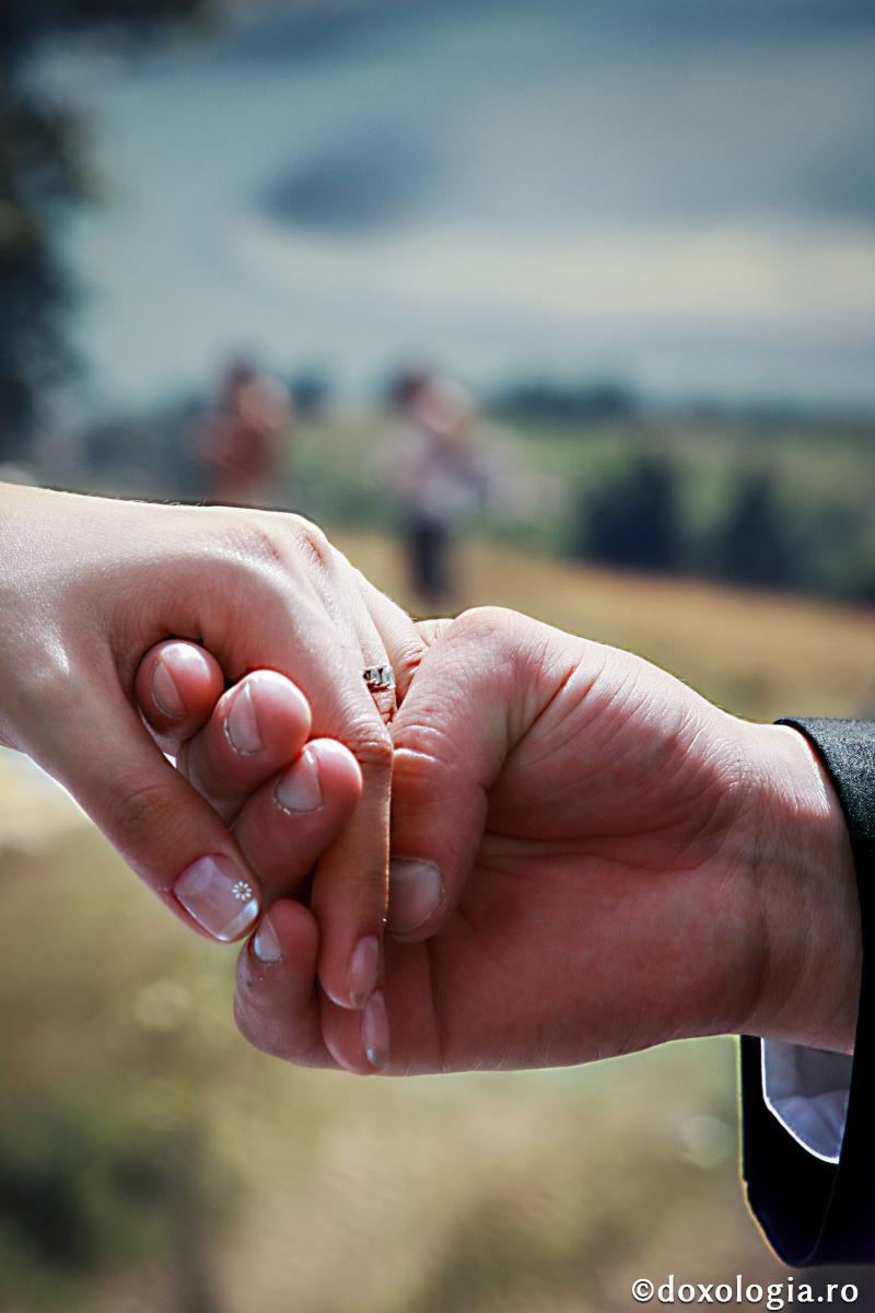 Dacă unul din miri nu este feciorelnic, acea căsătorie este sortită eşecului?