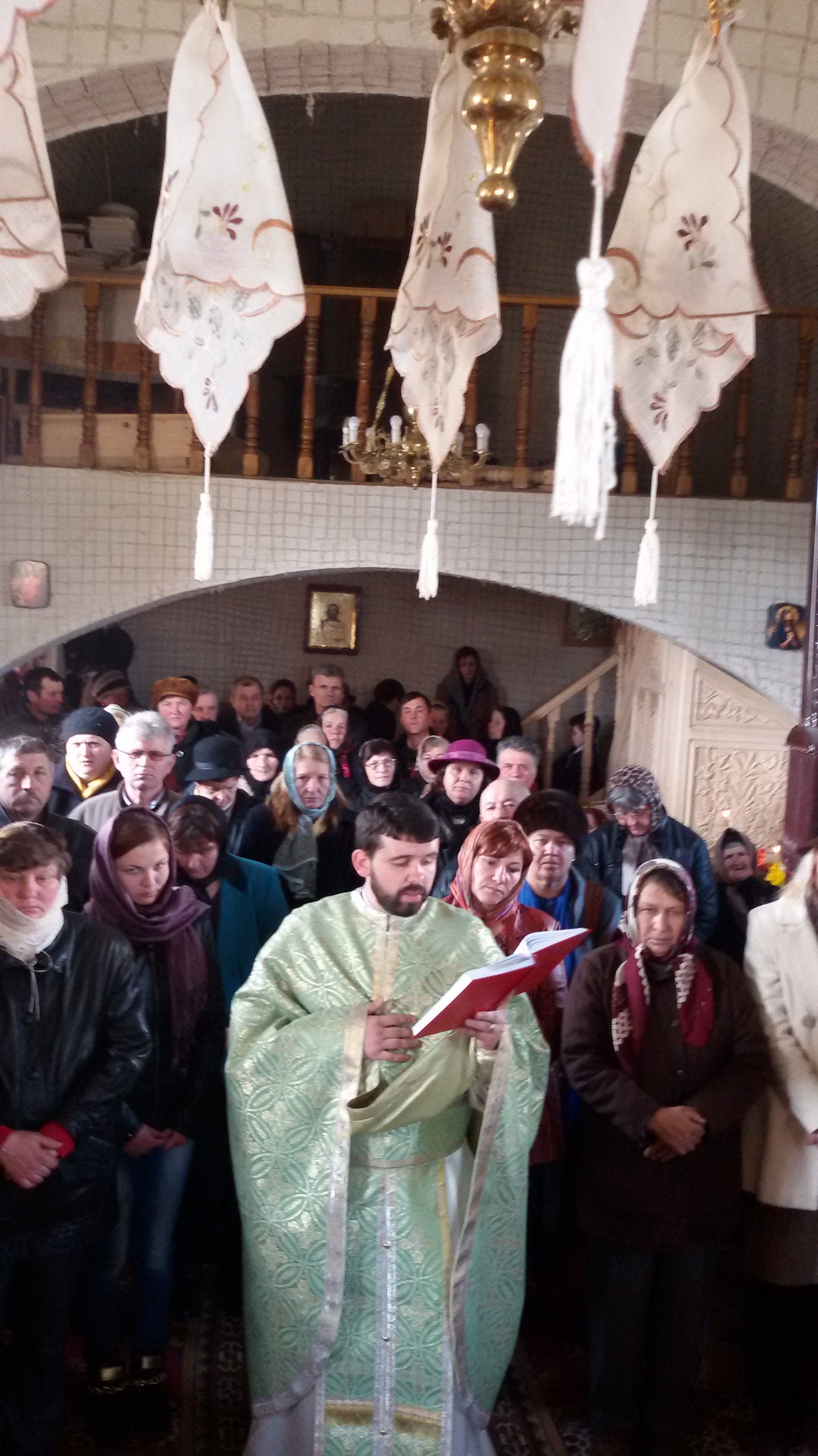 În Parohia Chișcăreni dragostea este bucuria de a face altora bucurii