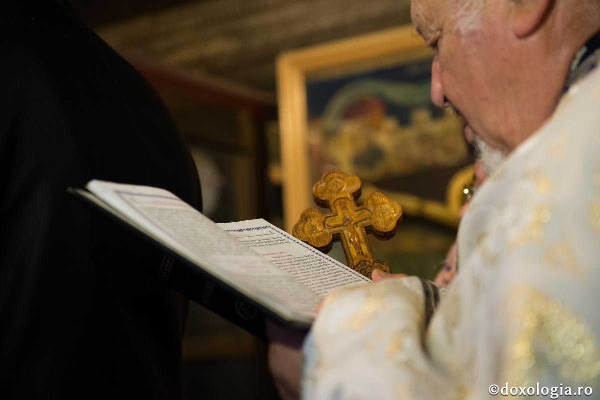 Prin spovedanie, omul aruncă dinlăuntrul lui ceea ce este nefolositor şi dă roade duhovniceşti