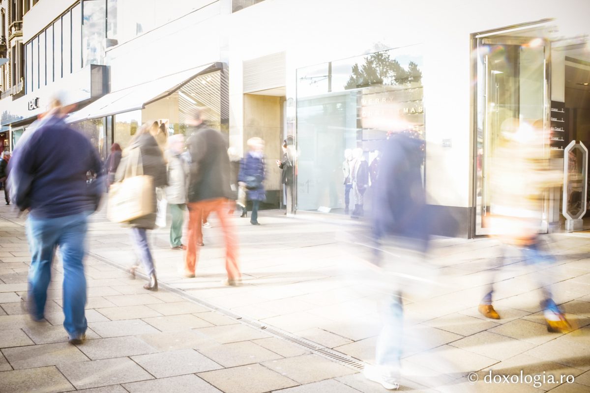 Cine vrea să fie prietenul lumii se face vrăjmaşul lui Dumnezeu