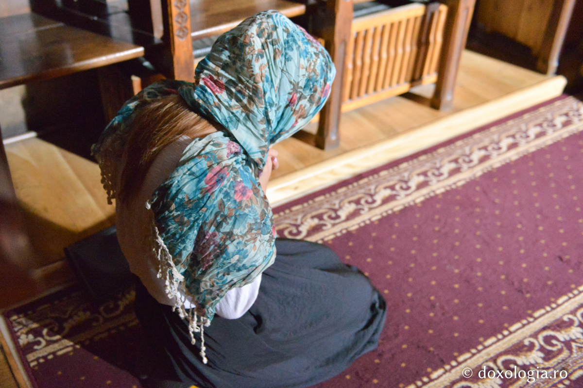 Cere tu singur de la Domnul și nu te obișnui să ceri rugăciunea altora pentru tine