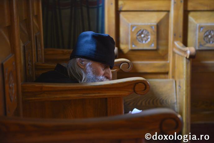 Cine te-a învăţat rugăciunea lui Iisus?