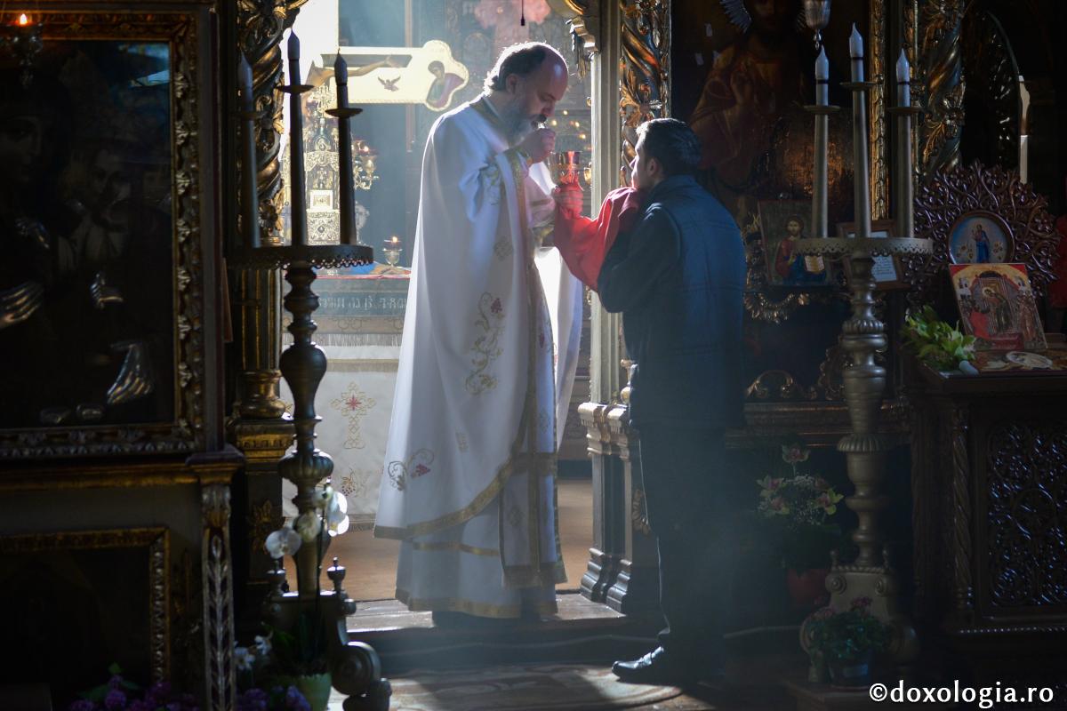 Învățătura Bisericii afirmă că Sfânta Împărtășanie ni se dă spre iertarea păcatelor