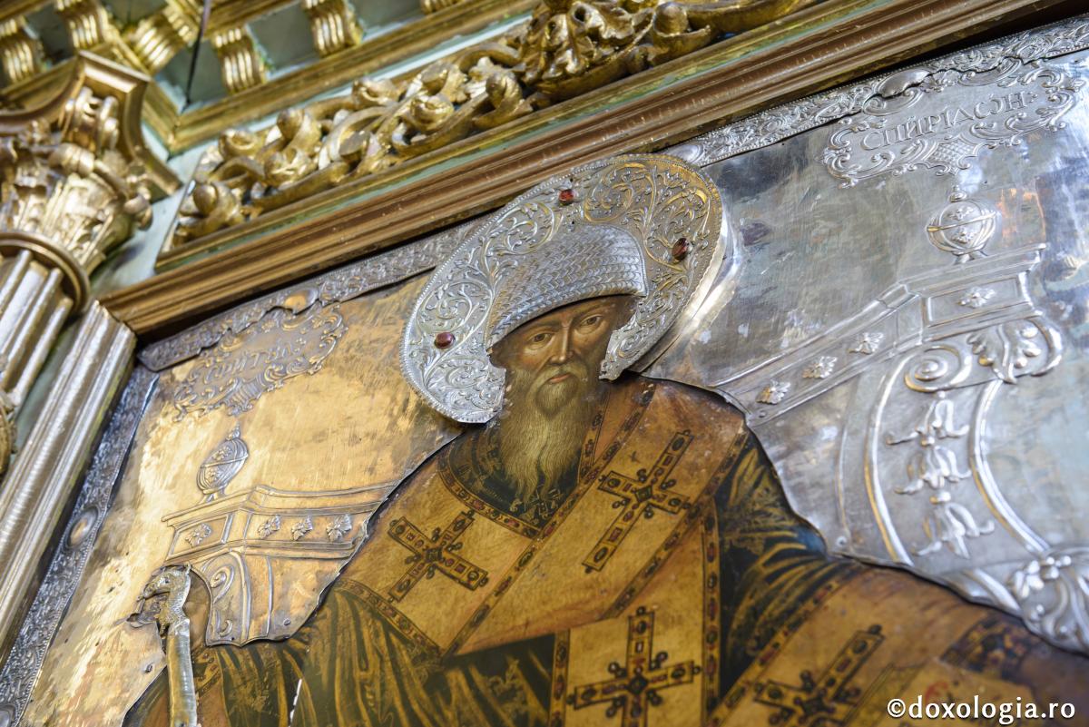 Să luăm aminte în special la întâmplările din viețile sfinților