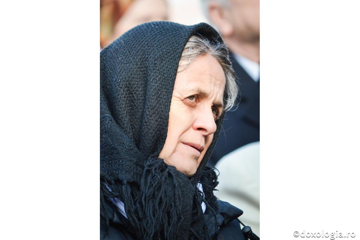 Cu adevărat ne lipseşte această întru-tot sfântă virtute, smerenia.