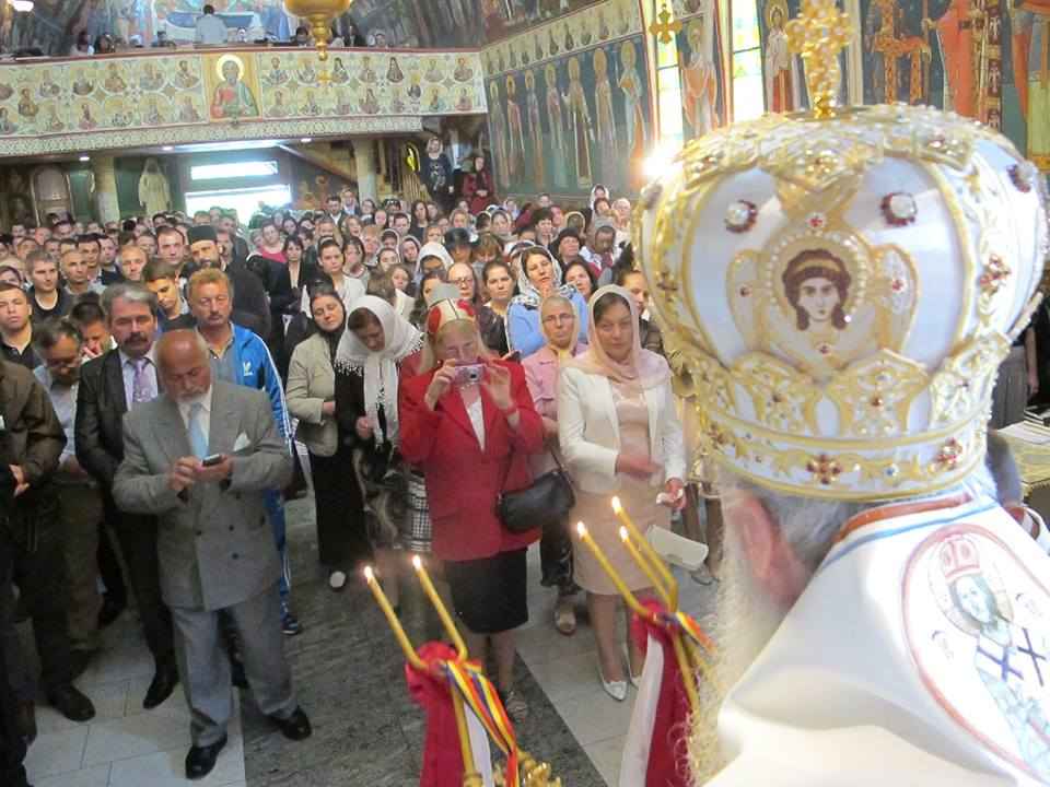 Slujire arhierească la Viena şi hirotonie întru preot pentru noua parohie din St. Pölten, Austria