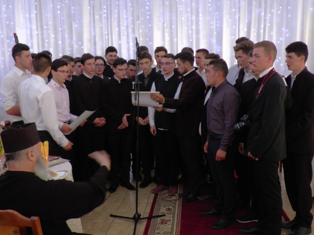 Momente de emoție pentru absolvenții Seminarului Teologic din Suceava