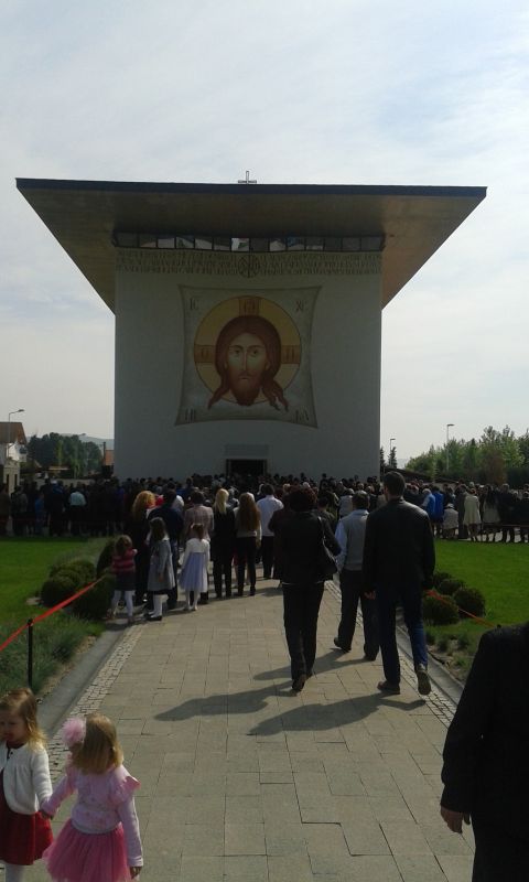 Sfințirea bisericii parohiei Cartier Nou II din Alba Iulia