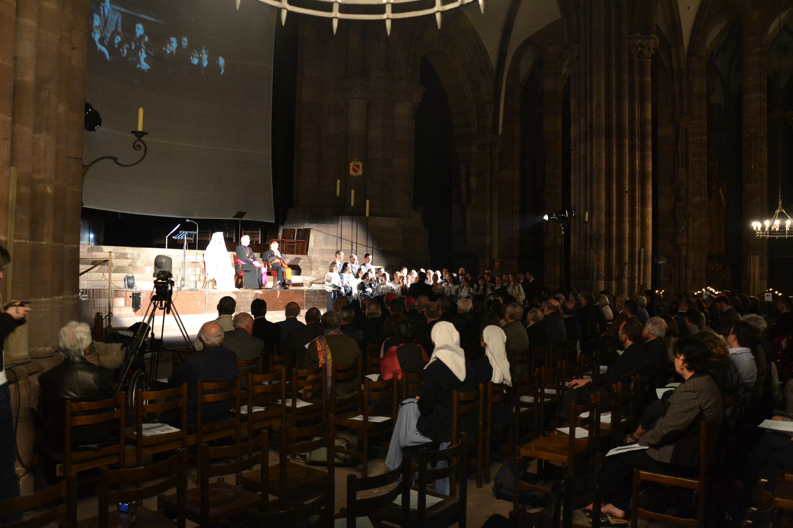 Părintele Iorgulescu: „Nu are aproape nimic a face slujirea din diaspora cu slujirea din țară”