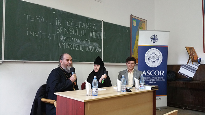 „În căutarea sensului vieţii“ - o seară memorabilă, cu sfaturi de suflet „În căutarea sensului vieţii“ - o seară memorabilă, cu sfaturi de suflet