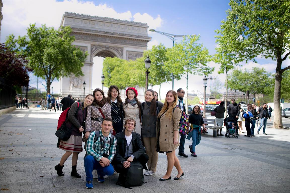 Cutreierând prin Occident