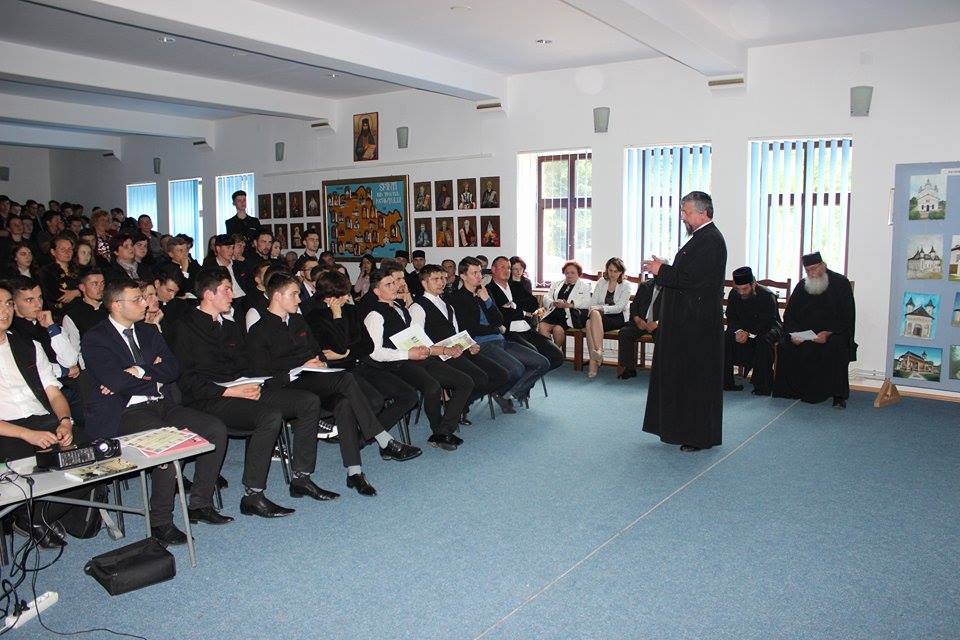 Festivitate de absolvire la Seminarul Teologic „Veniamin Costachi” de la Mănăstirea Neamț