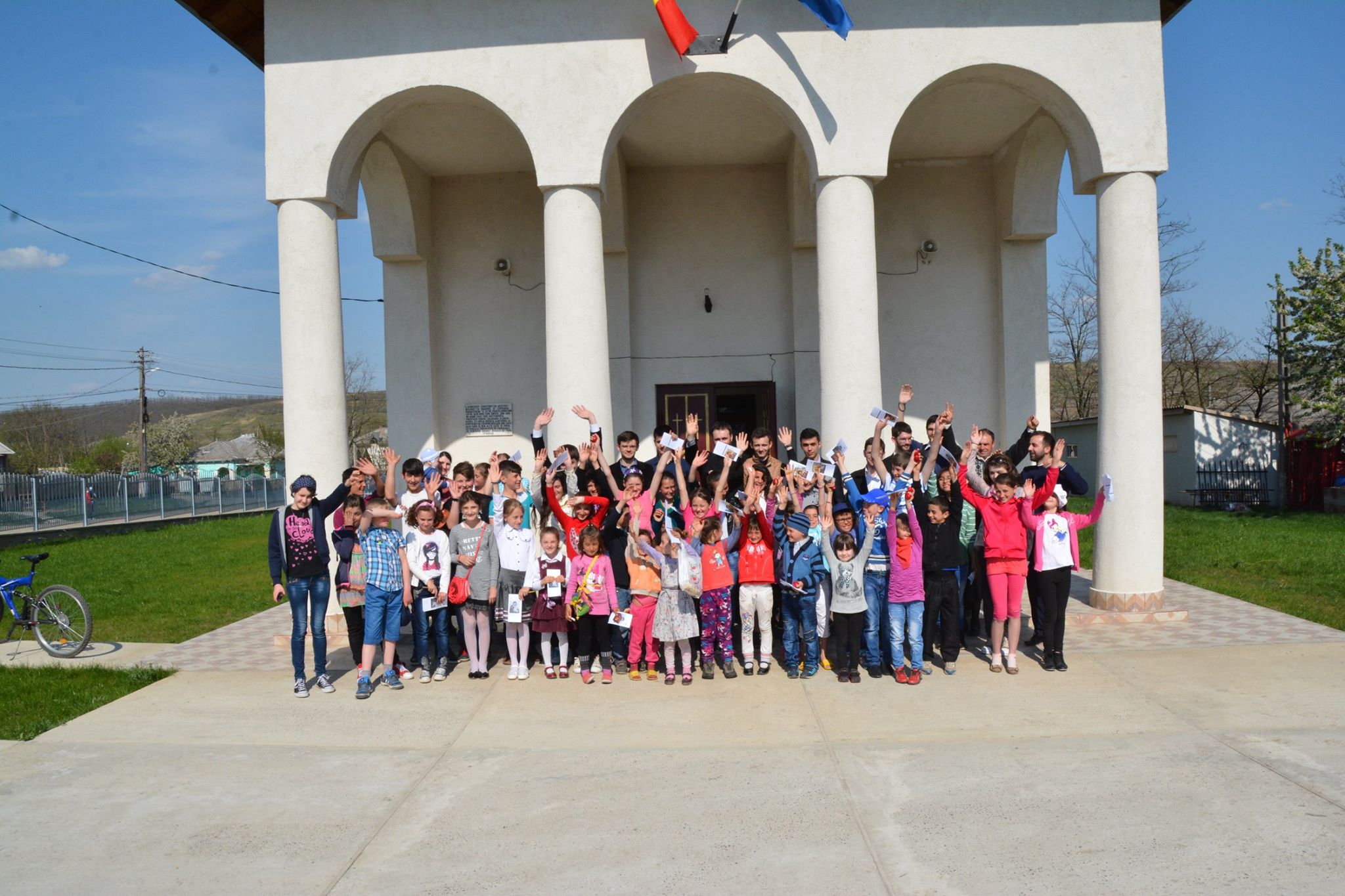 Proiect misionar-catehetic organizat de membrii Colegiului Sfântul Nicolae