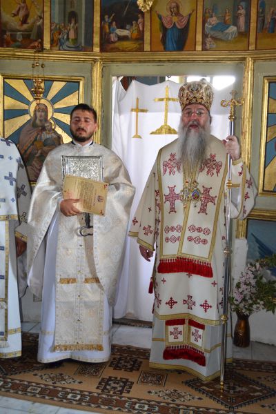 Un nou preot paroh pentru credincioșii parohiei Burila Mare