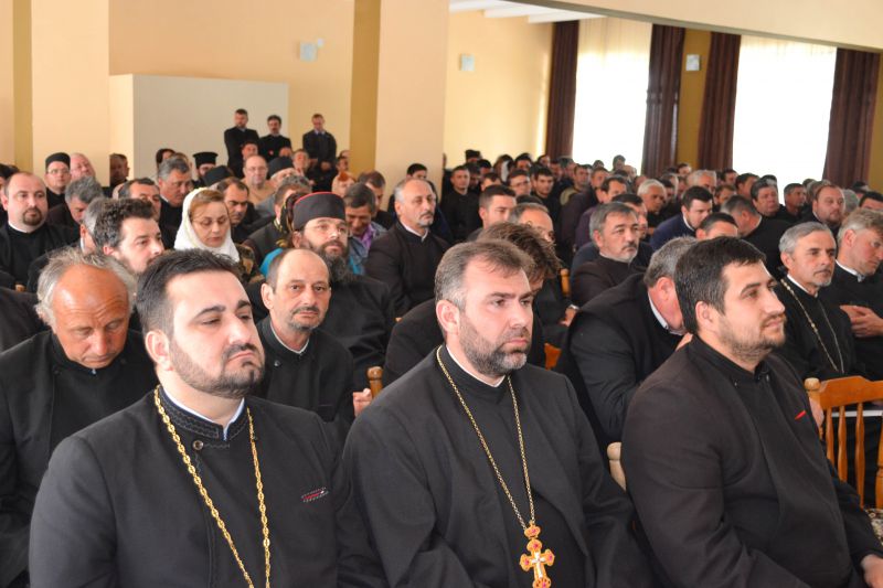 Preoții mehedințeni au luat parte la conferinţa de primăvară-vară