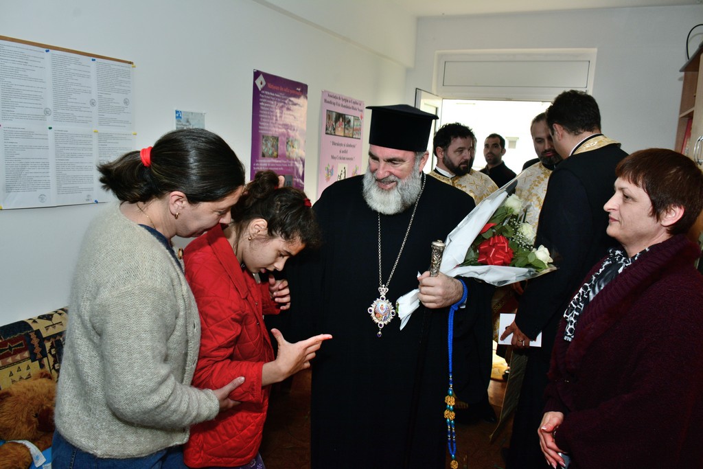 Slujbă de binecuvântare la ASCHF Roman