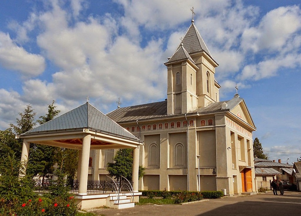 Slujire arhierească în oraşul Bacău