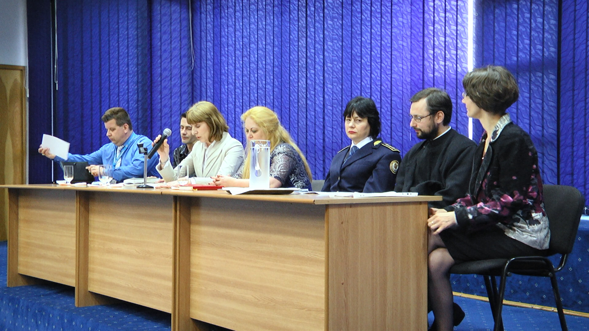 Campanie pentru prevenirea consumului de droguri, la Oneşti