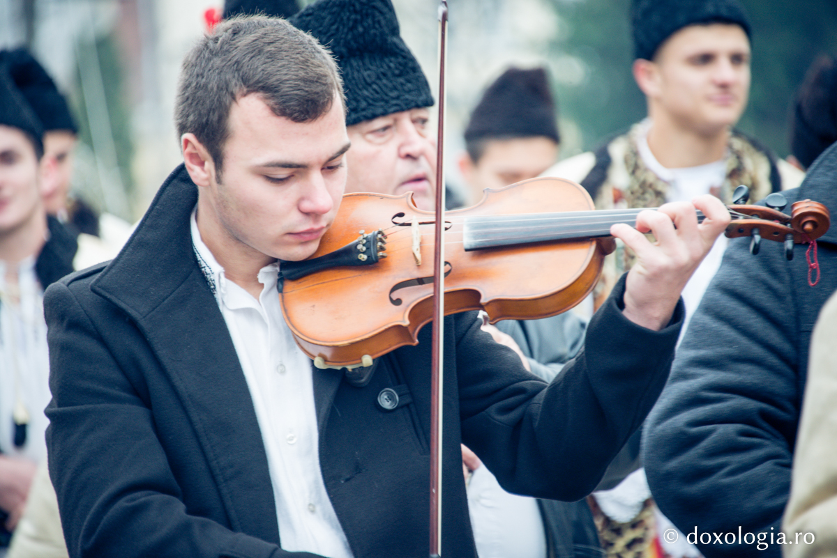 Să învățăm copiii să-și dedice talentul oamenilor și lui Dumnezeu