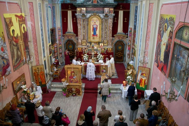 Moaştele Sfântului Ierarh Calinic de la Cernica în parohia Pinerolo