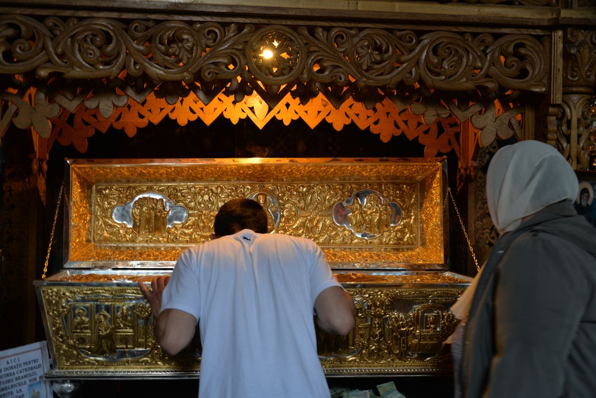 Foto: Bogdan Zamfirescu Hram la Mănăstirea Neamț