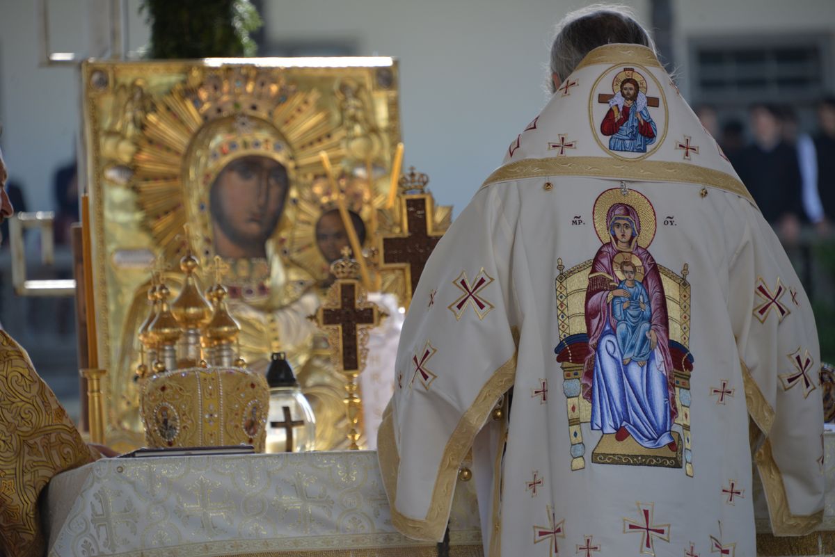 Foto: Bogdan Zamfirescu Hram la Mănăstirea Neamț