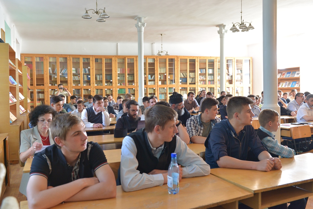 Un recunoscut profesor de la Universitatea din Minnesota (SUA) a conferențiat la Iași