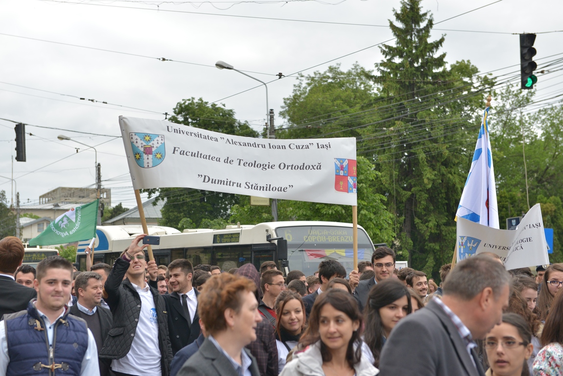 Trei urări de la Înaltpreasfințitul Teofan pentru tinerii absolvenți de facultate