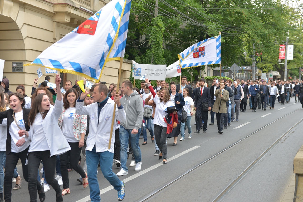 Trei urări de la Înaltpreasfințitul Teofan pentru tinerii absolvenți de facultate
