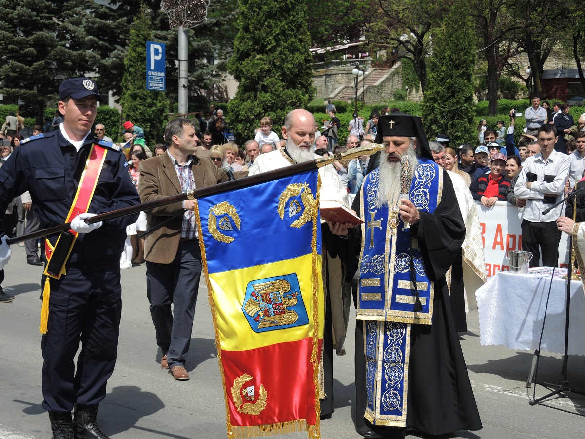 Sfințirea Drapelului de Luptă a Inspectoratului de Jandarmi Județean Neamț