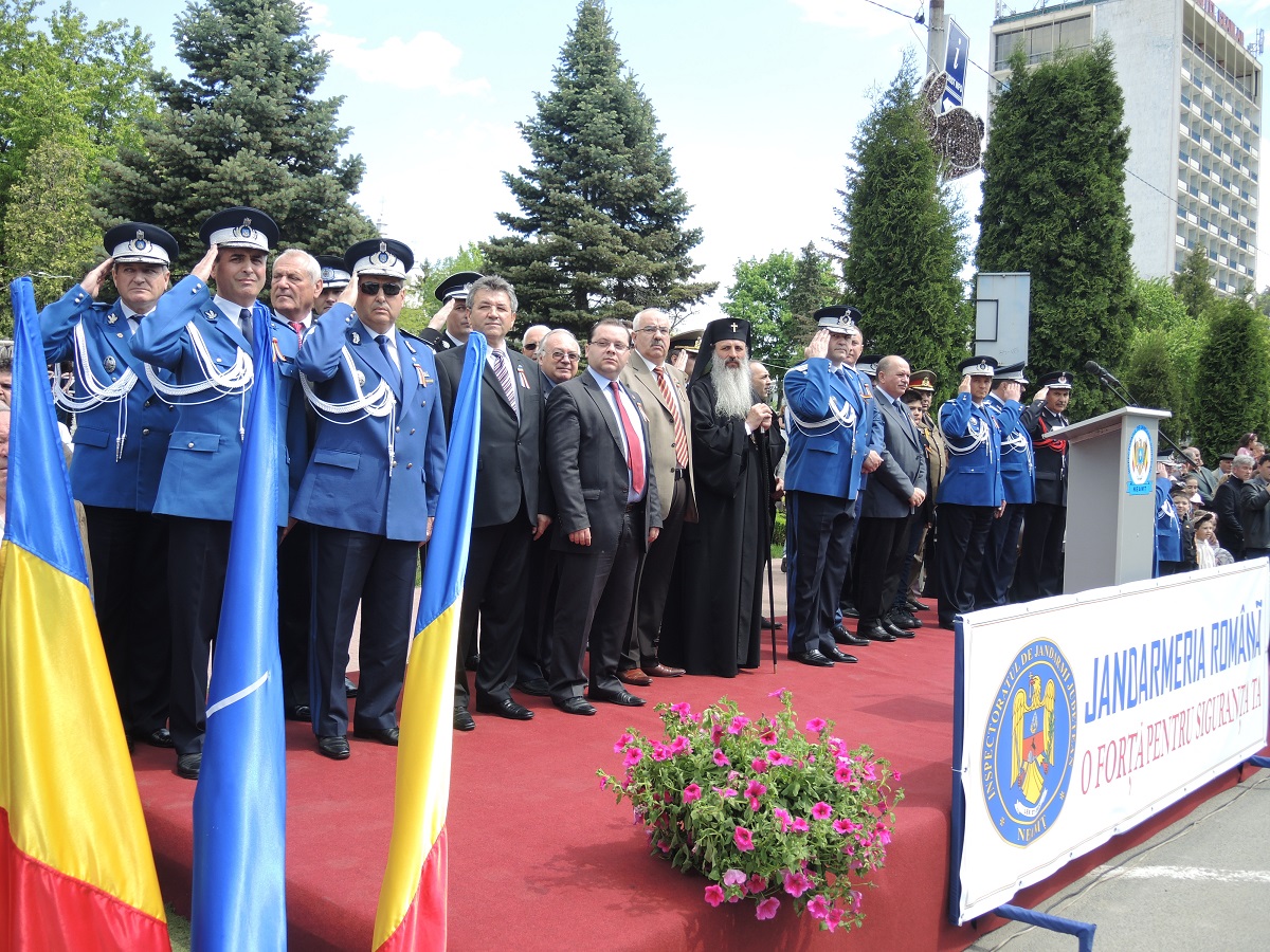 Sfințirea Drapelului de Luptă a Inspectoratului de Jandarmi Județean Neamț