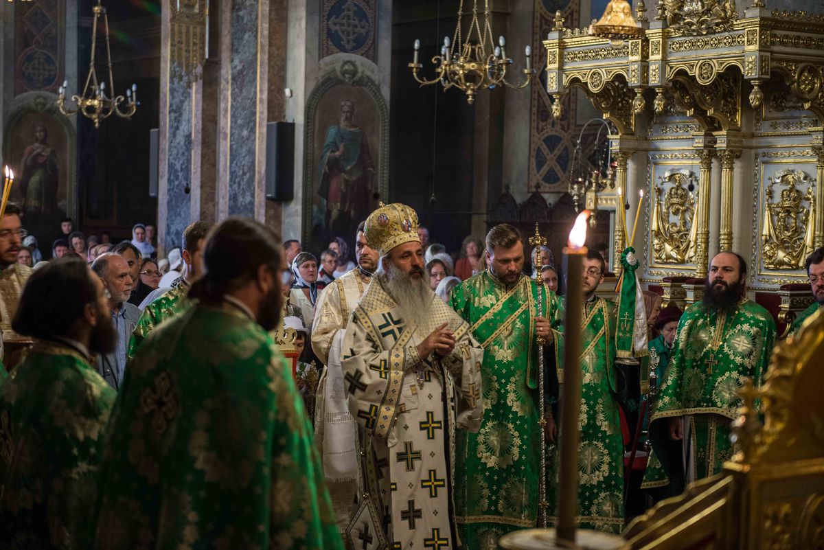 Pogorârea Duhului Sfânt la Catedrala Mitropolitană din Iași