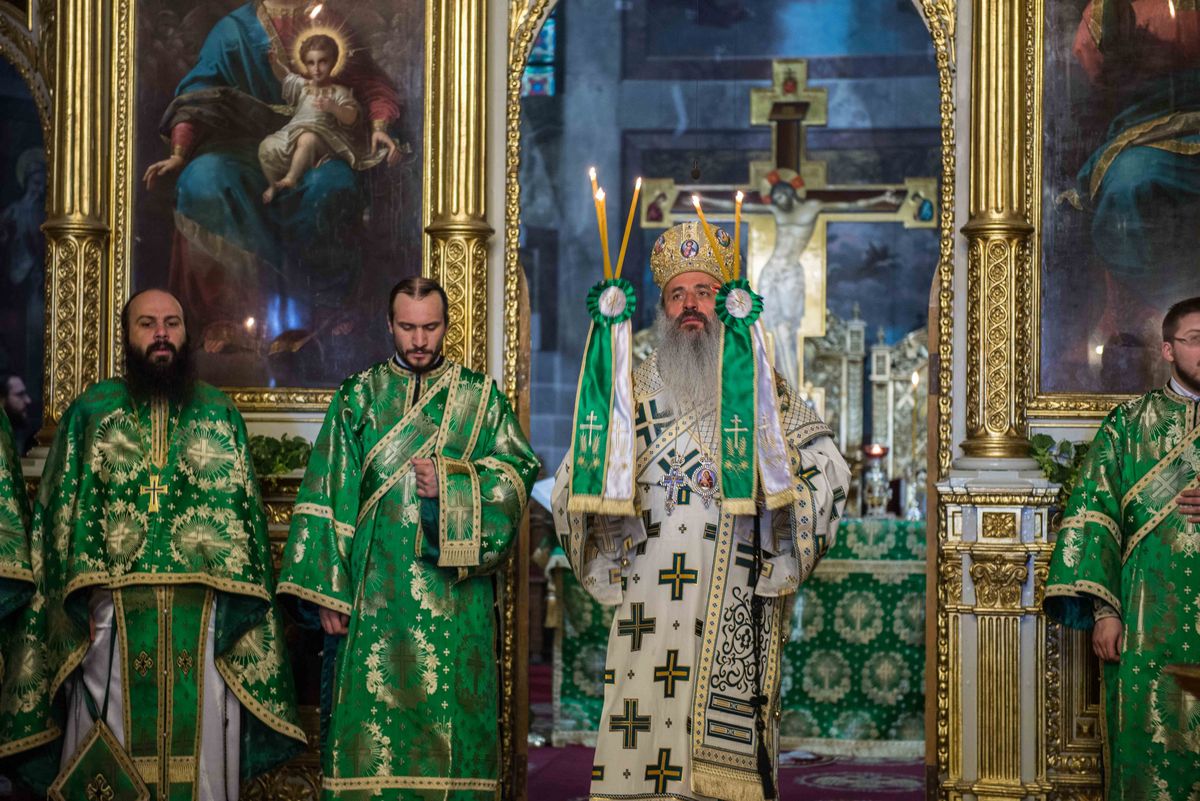 Pogorârea Duhului Sfânt la Catedrala Mitropolitană din Iași