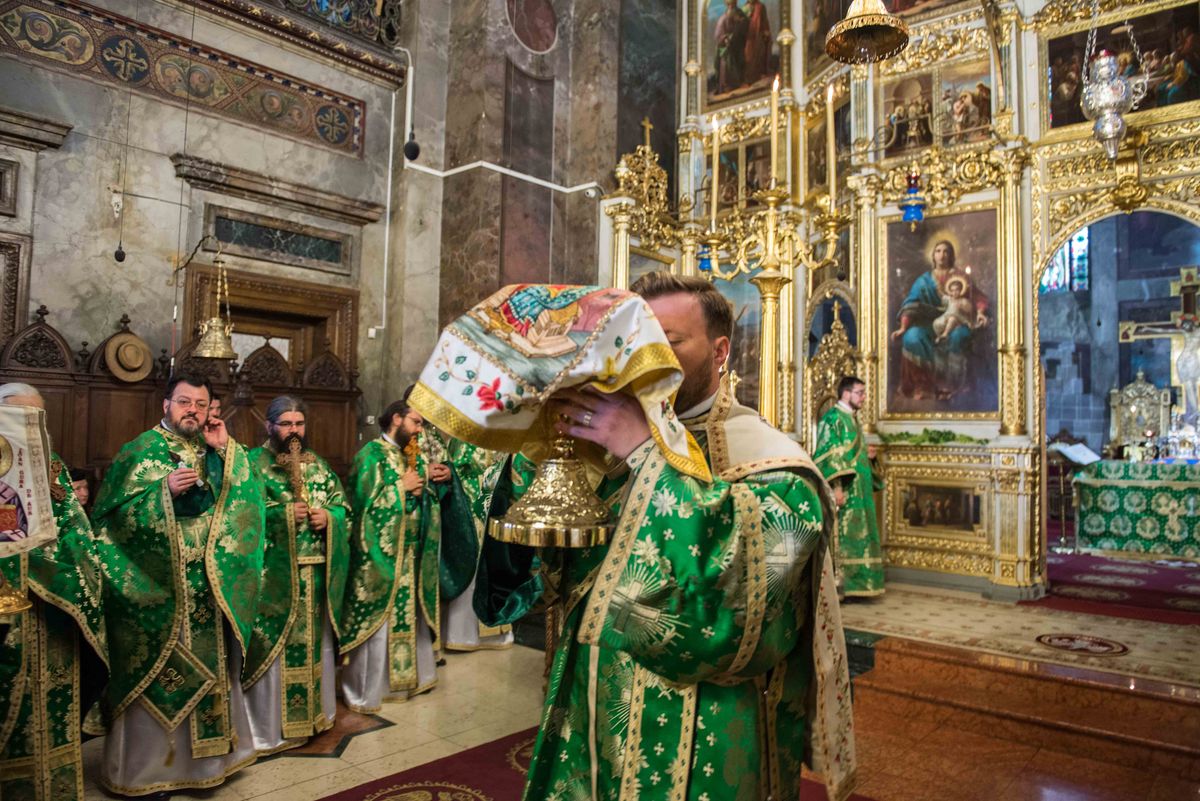 Pogorârea Duhului Sfânt la Catedrala Mitropolitană din Iași