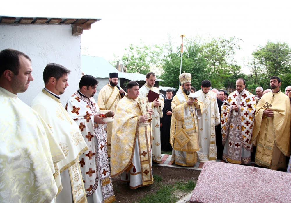 Sfințirea Bisericii din Parohia buzoiană Livada