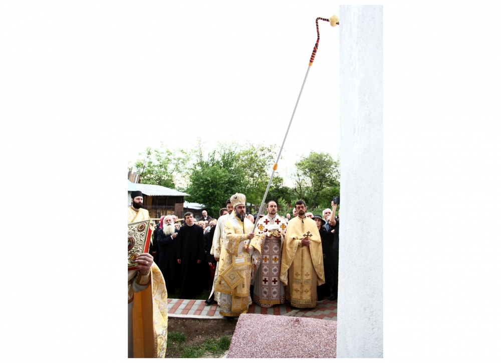 Sfințirea Bisericii din Parohia buzoiană Livada