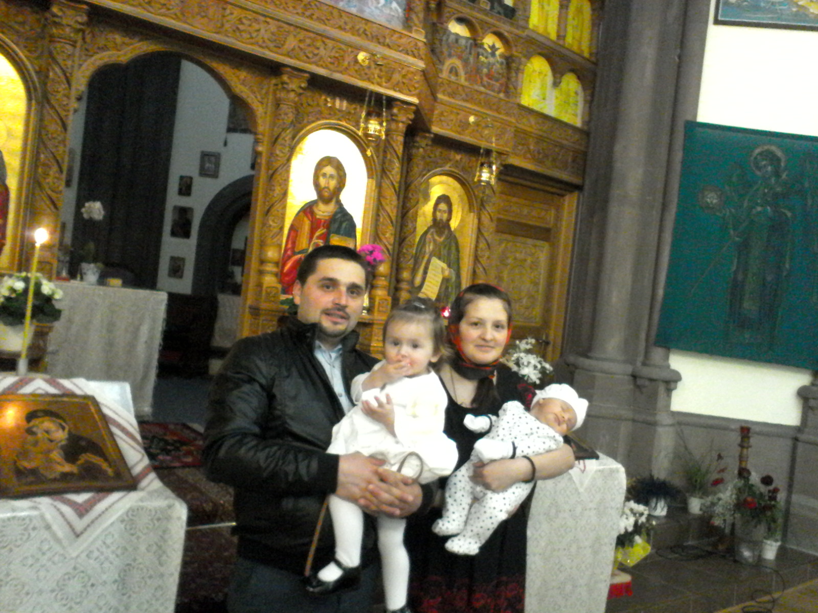 Frânturi din viața unei tinere familii de români ortodocși din Strasbourg