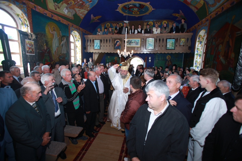 Târnosire de biserică la Șoala