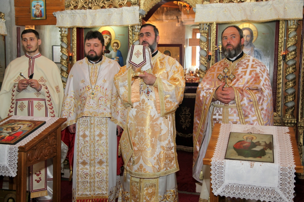 Hramul bisericii „Sfântul Ioan Evanghelistul” din Odobeşti