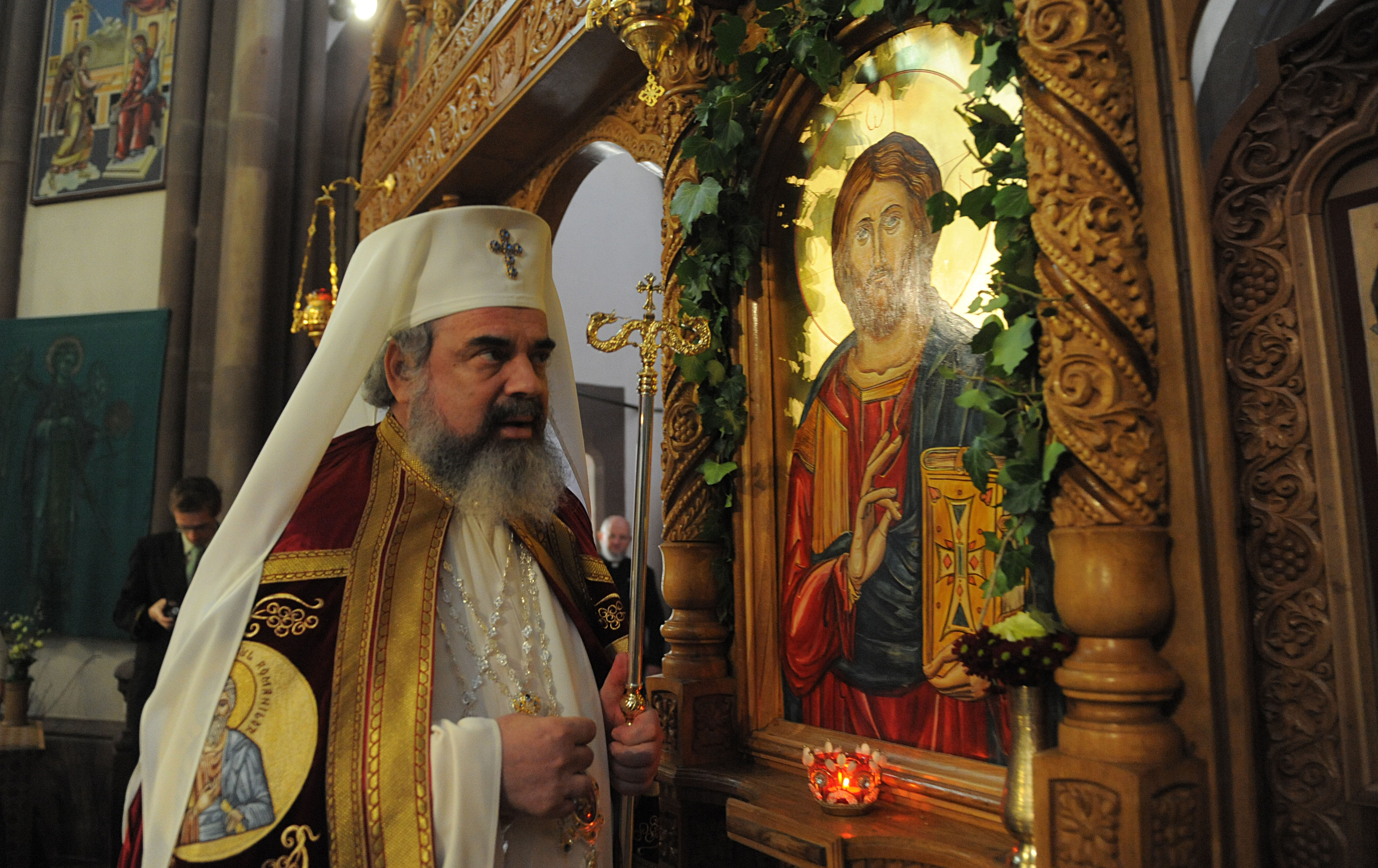 Părintele Iorgulescu: „Nu are aproape nimic a face slujirea din diaspora cu slujirea din țară”